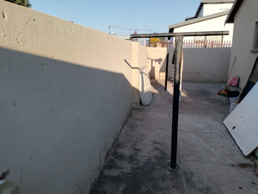 To Let 2 Bedroom Property for Rent in Mabopane Unit X North West